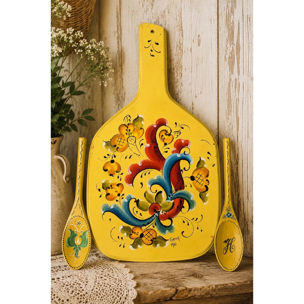 Vintage 1981 Hand Painted Rosemaling Wood Bread Board Spoon Set 3pc Dutch